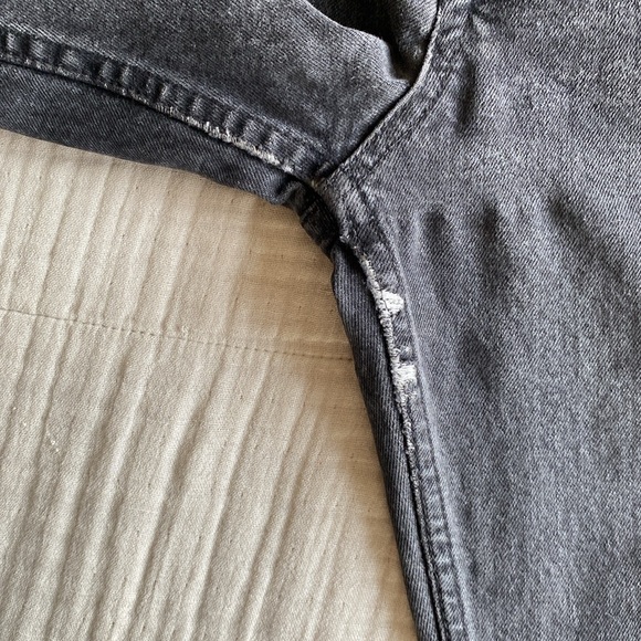 H&M slim leg jeans size 4 - Picture 8 of 8